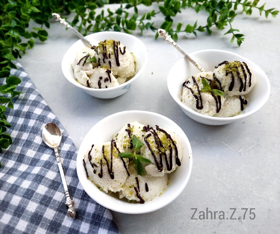 عکس بستنی موز و طالبی