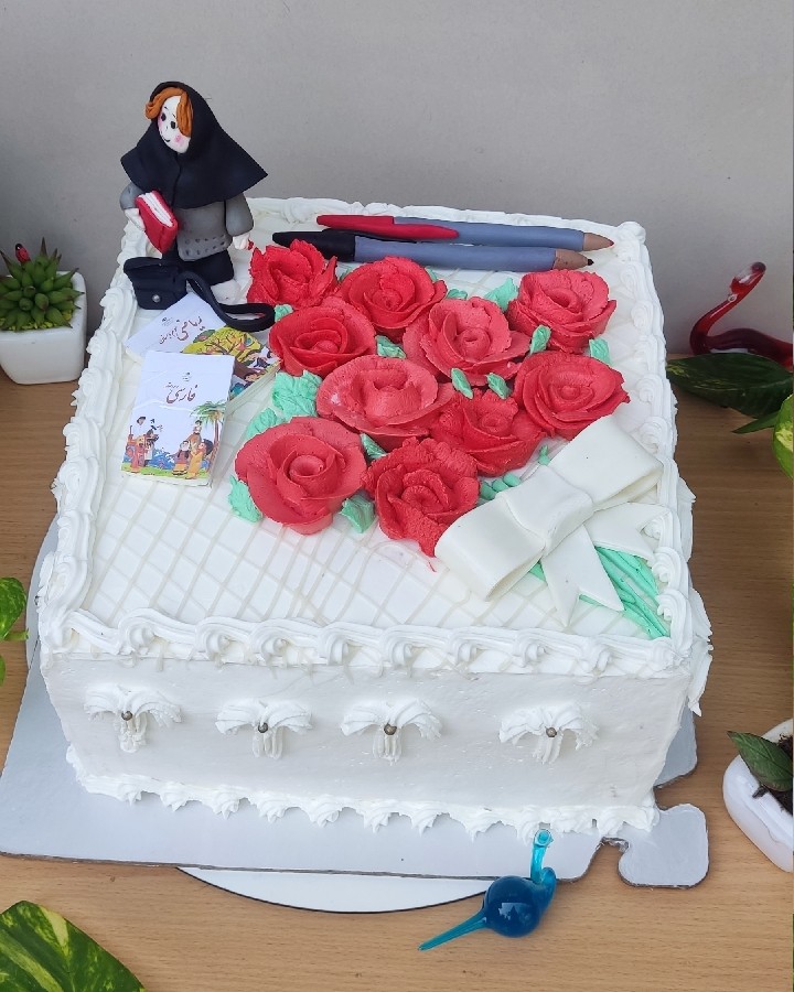 عکس کیک روز معلم