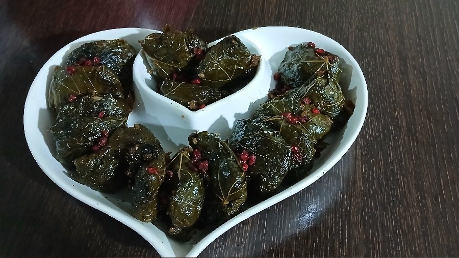 عکس دلمه برگ مو 