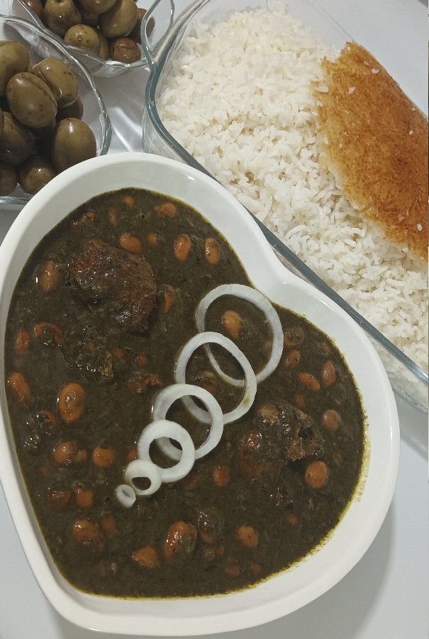 عکس قورمه سبزی
ورق بزن عزیزم 
