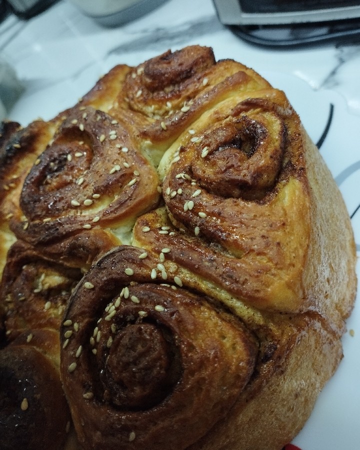 عکس نان رول دارچینی 