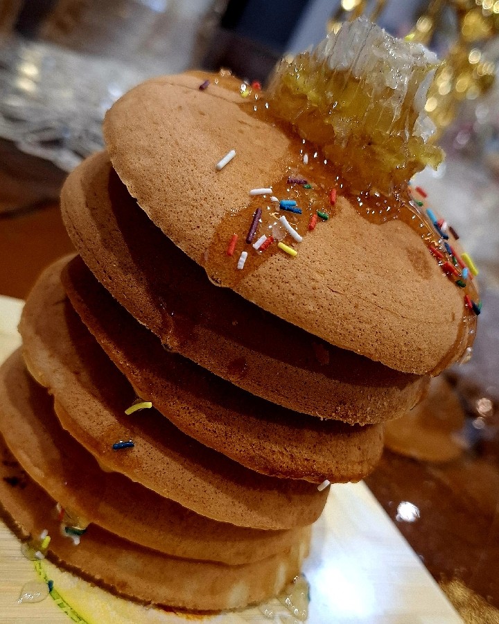 عکس پنکیک خوشمزه با طعم عسل(: