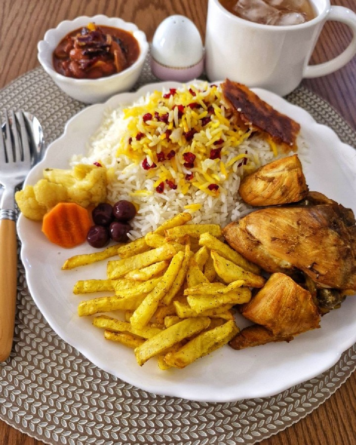 عکس
زرشک پلو با مرغ