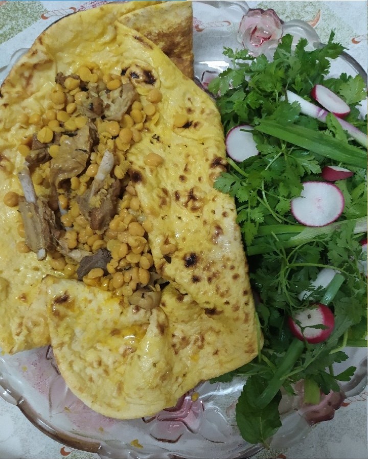 عکس نون چربی (غذای محلی)