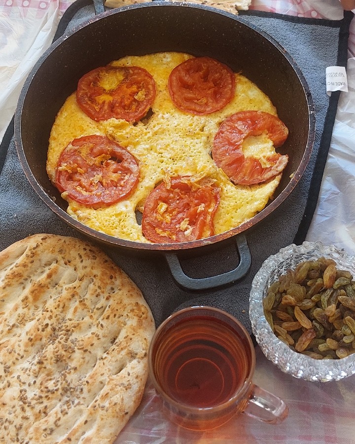 عکس املت فنجانی کودک
