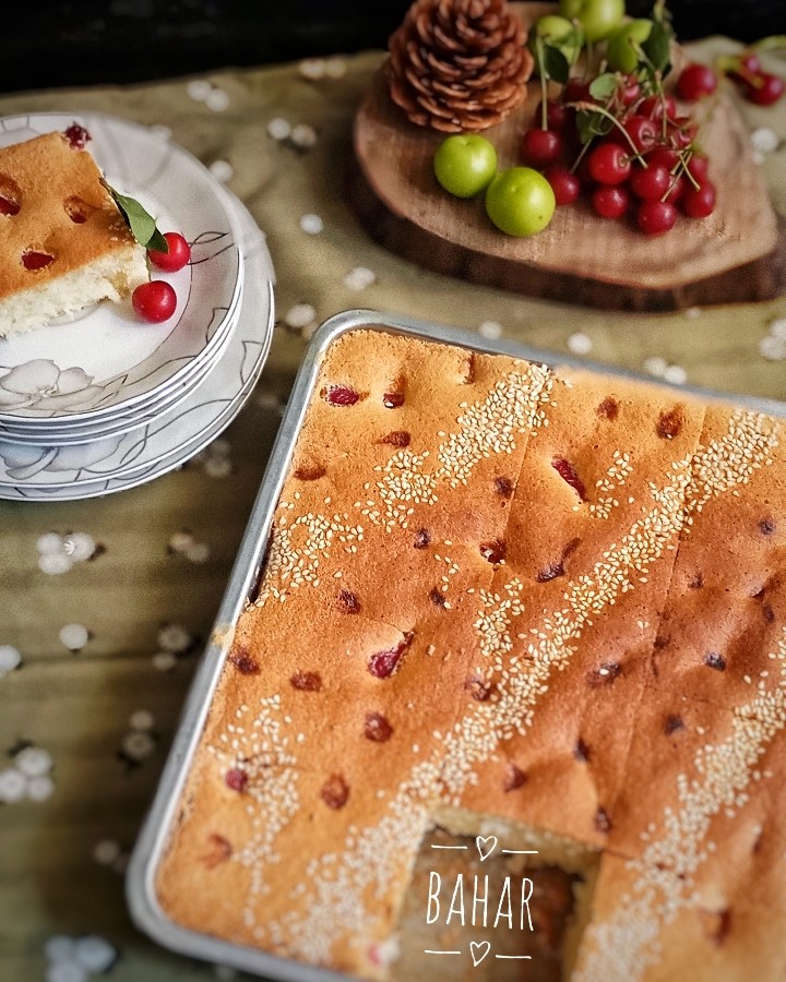 عکس کیک آلبالو (پنبه‌ای)?