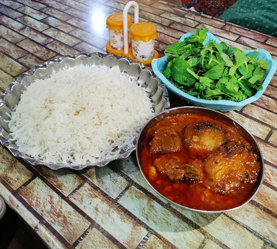 عکس خورش قیمه بادمجون