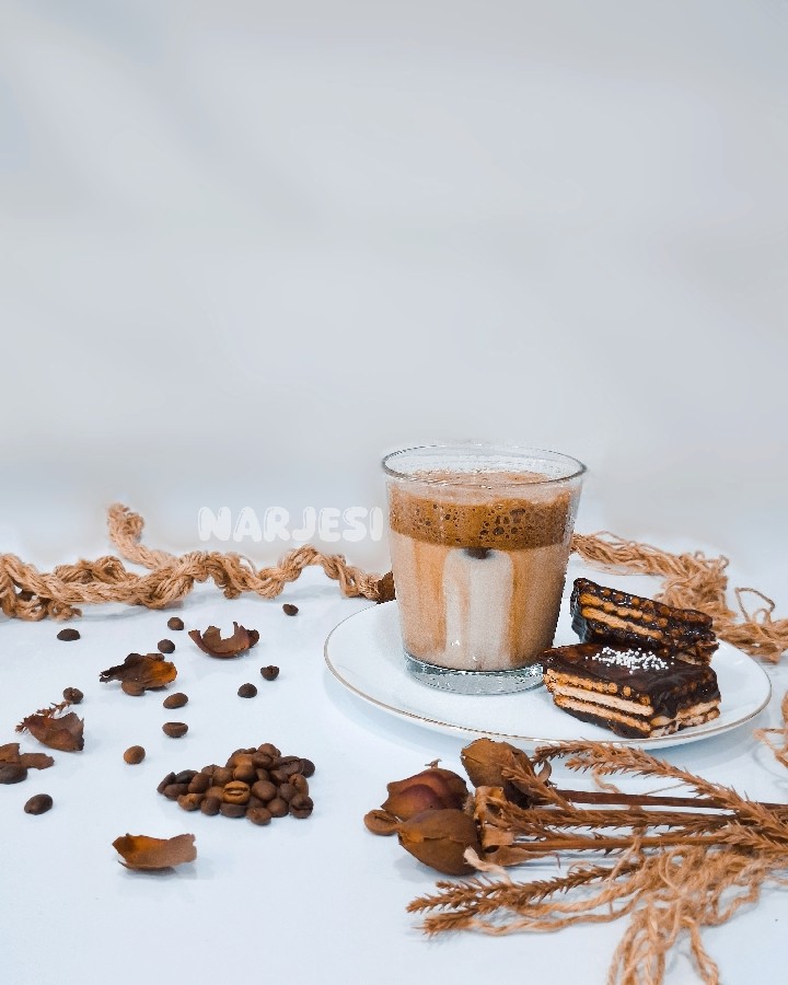 عکس آیس دالگونا