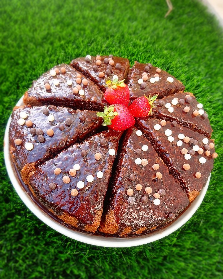 عکس کیک موز و شکلات