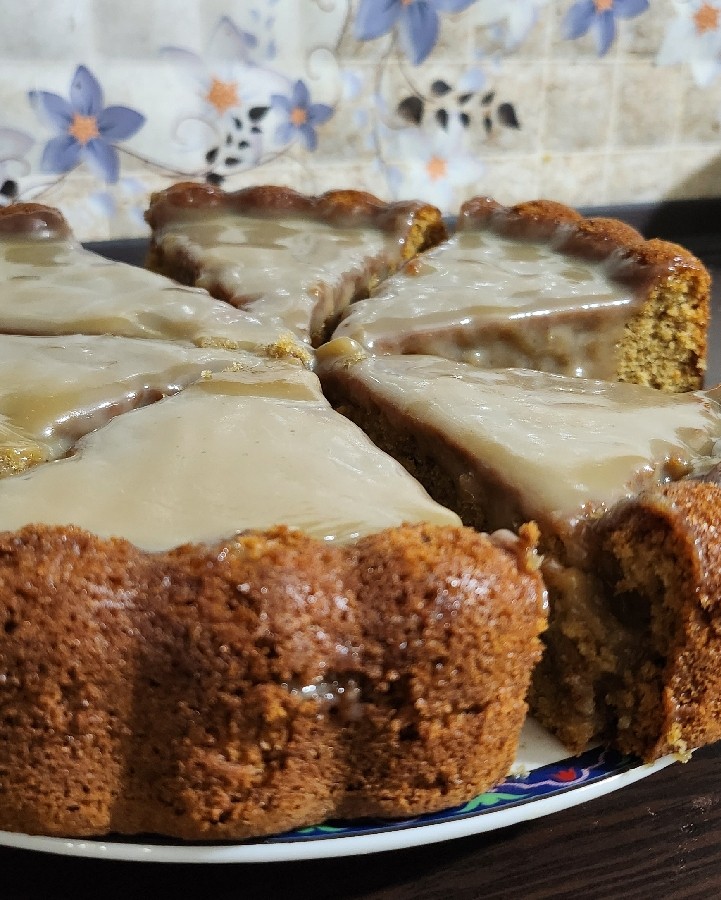 عکس کیک نسکافه گردویی