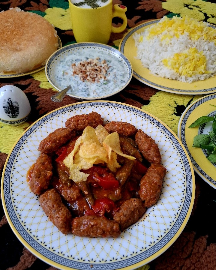 عکس خورشت بامیه خونه مامانی جونم