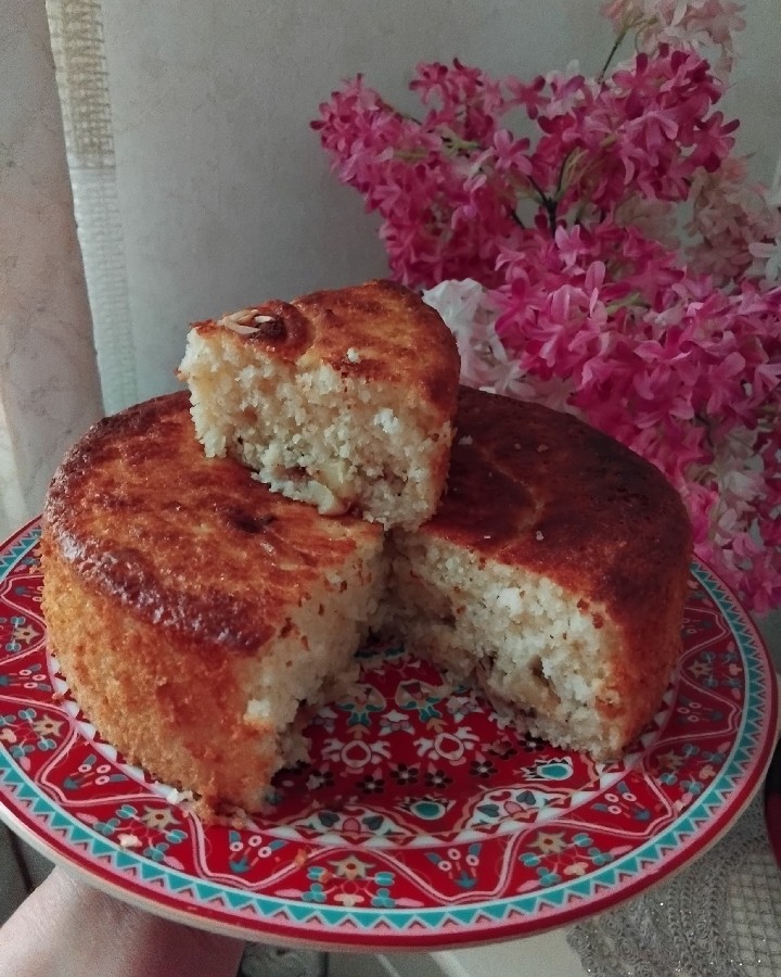 عکس کیک سیب کرمدار