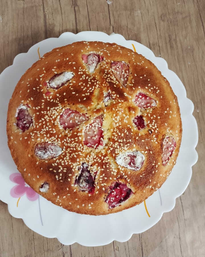 عکس کیک توت فرنگی