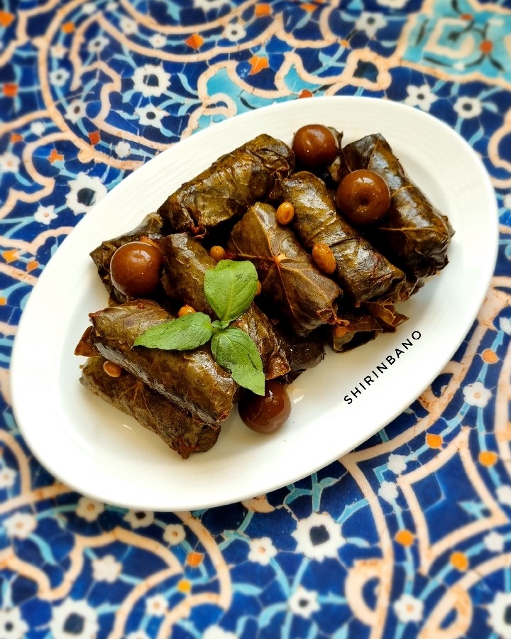 عکس **دلمه برگ مو**