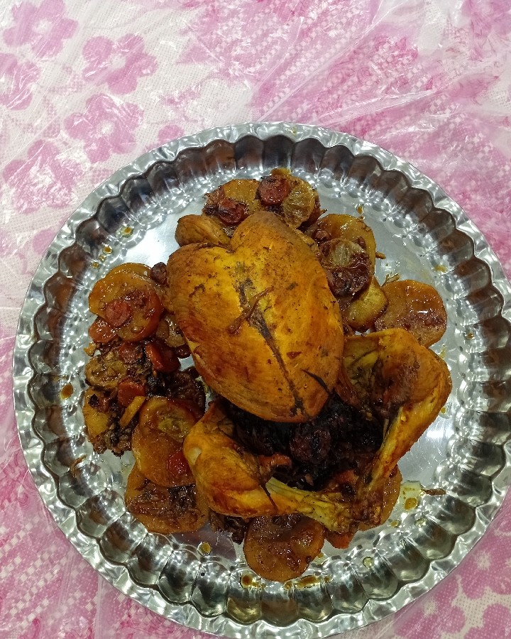 عکس مرغ شکم پر