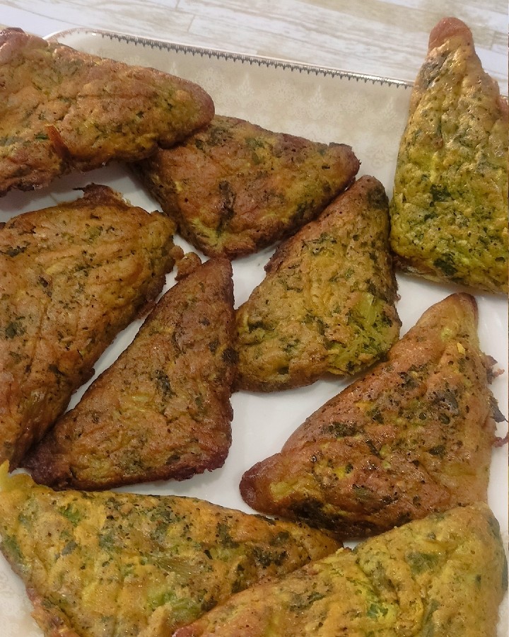 عکس کوکو سبزی با کدو سبز