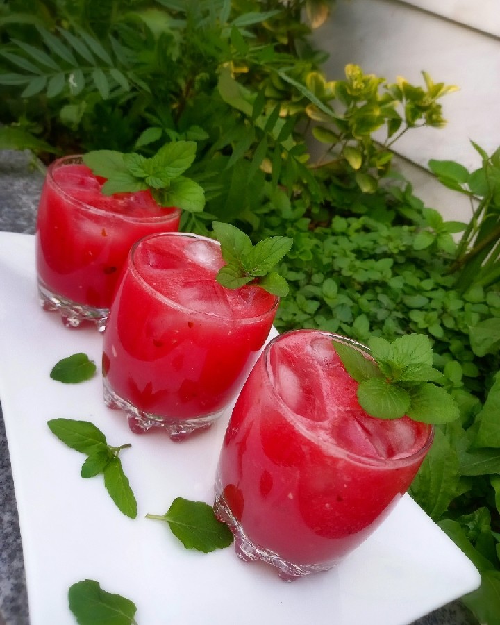 عکس آب هندوانه و نعنا
