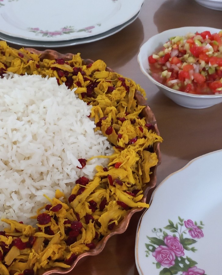 عکس ما بهش میگیم مرغ ریش ریش ??