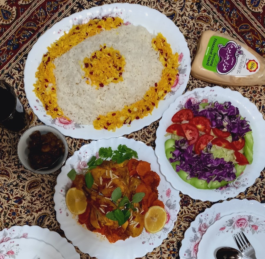عکس زرشک پلو بامرغ/سالاد