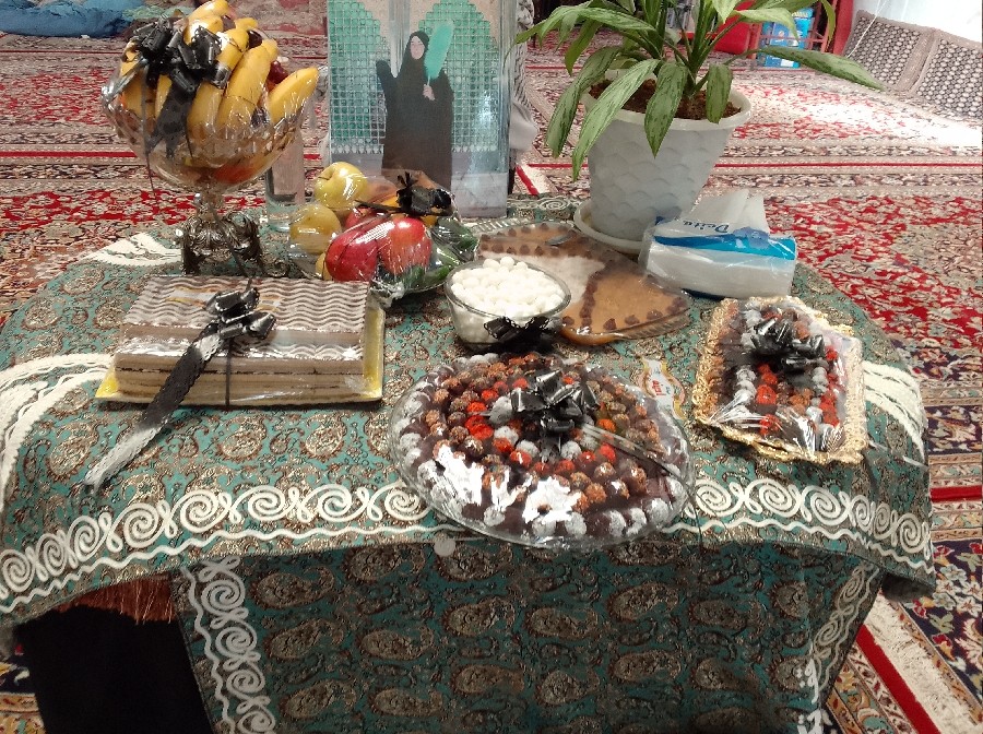 عکس فوت مادرشوهر عزیزم روز سومش
خودم درست کردم همه چیزارو برای شادی روحش اگه میشه صلوات بفرستین ممنون?