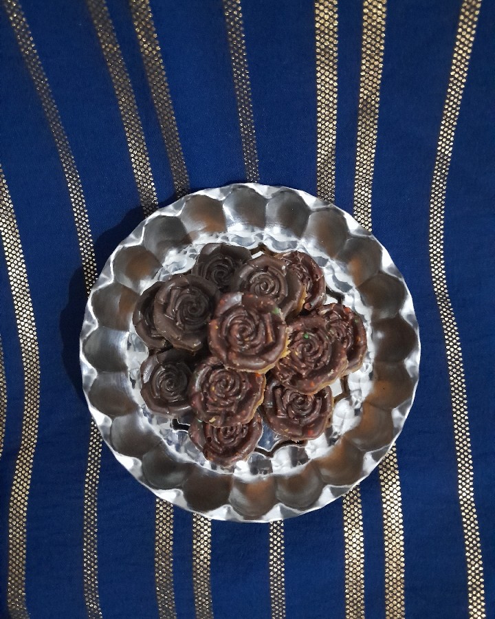 عکس برشتوک شکلاتی