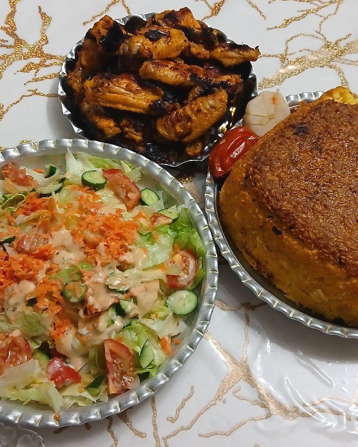 عکس ته چین و بال سرخ شده
