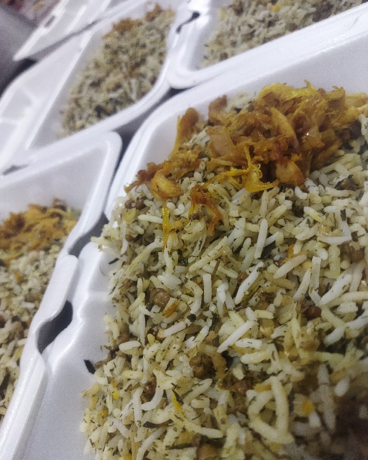 عکس نذری, پلو ماش