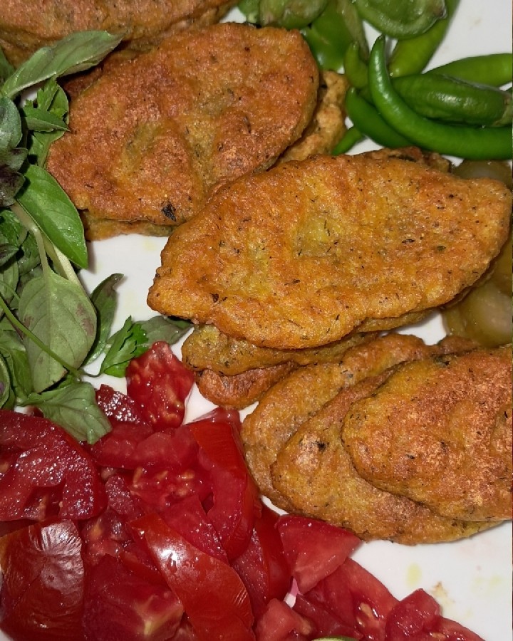 عکس کتلت با دو قلم مواد