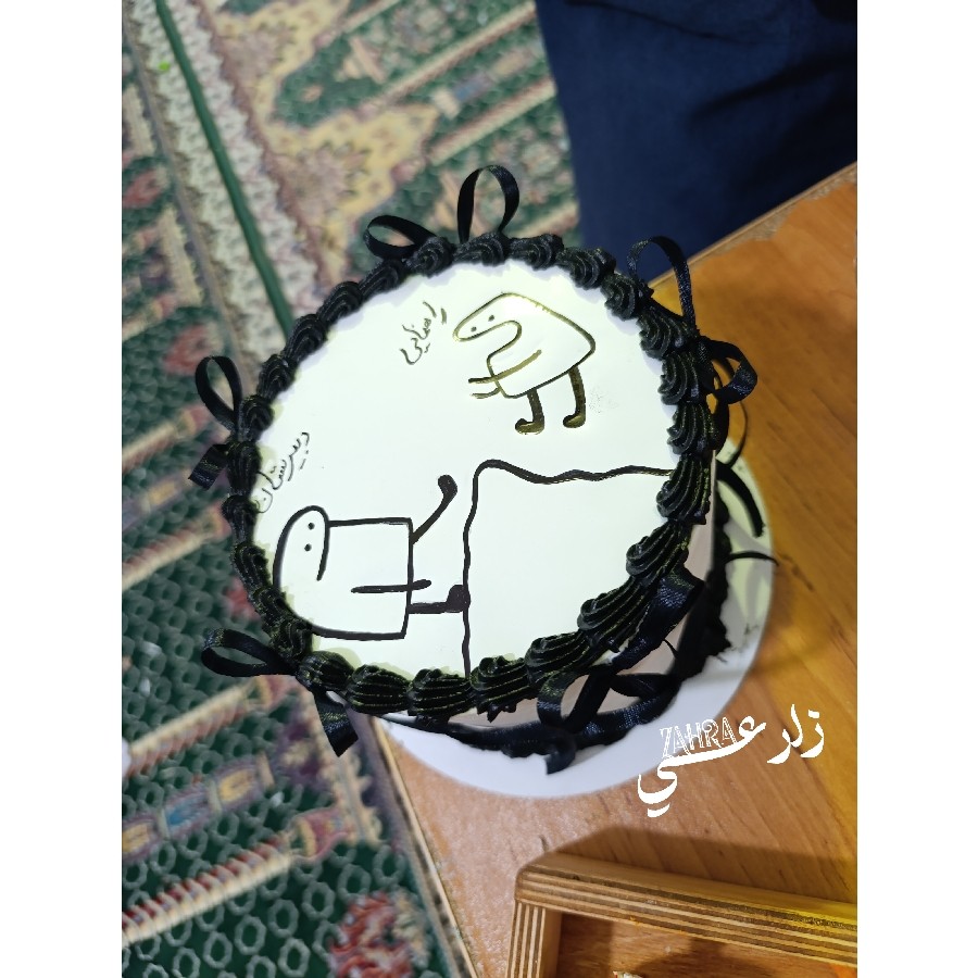عکس کیک و کادو جشن فارغ تحصیلی