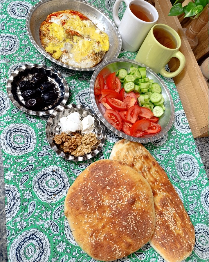 عکس سلام صبح بخیر???
اینم نان خودم پز??