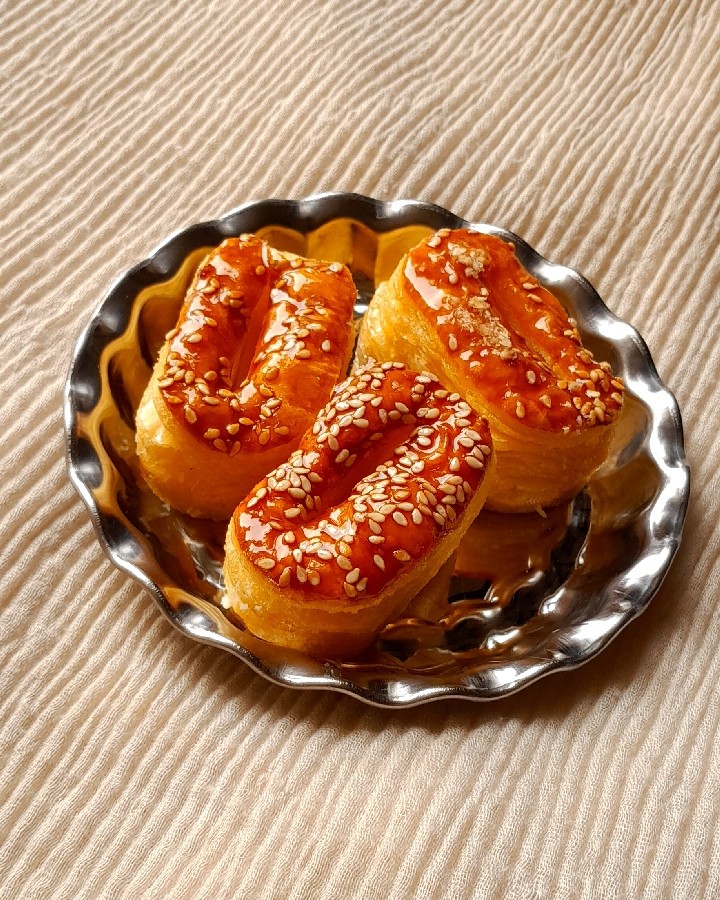 عکس سلام عزیزای دل
شیرینی زبان مینی?محشره واقعا
لایک و کامنت شما برای من خیلی با ارزشه??
