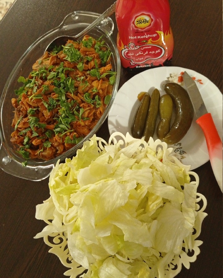 عکس ساندویچ مرغ و قارچ