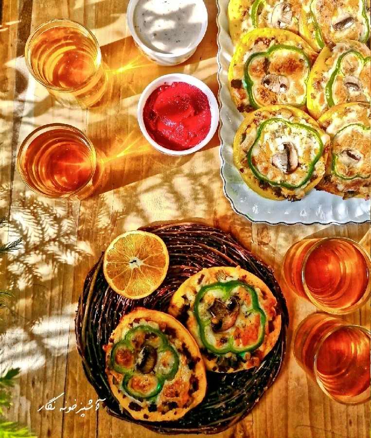 عکس پیتزای قارچ و گوشت