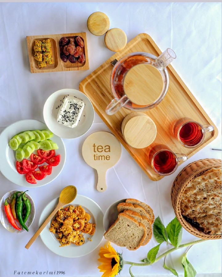 میز صبحانه ی سالگرد
