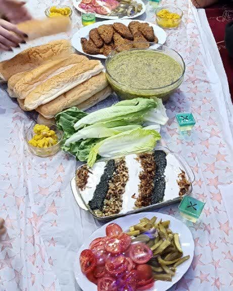 عکس سلام دوستان پاپیون همه خوبین