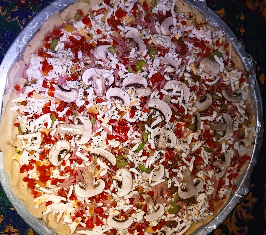 عکس پیتزای خوشمزه ما