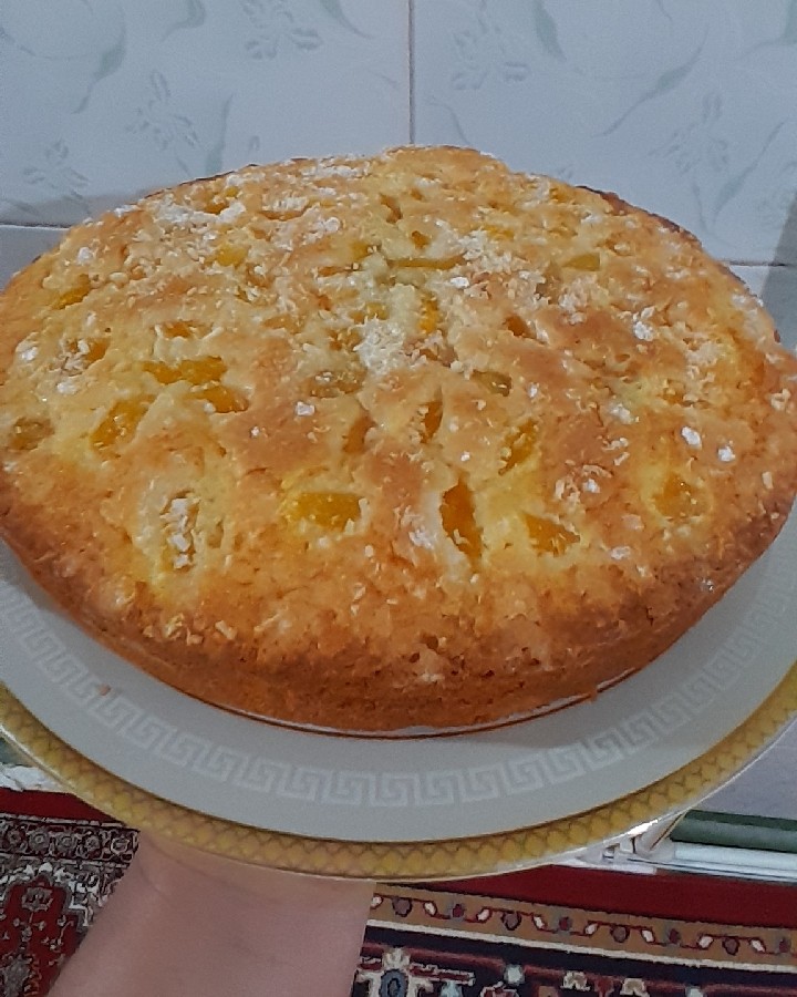 عکس کیک زرد الو ونارگیل 