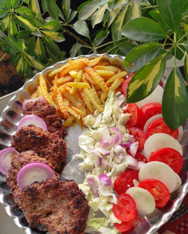 عکس سلام به دوستان
همبرگر خونگی