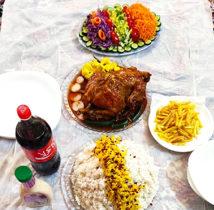 عکس مرغ شکم پر