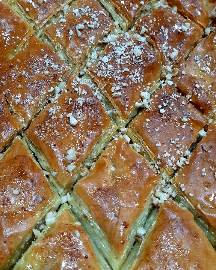 عکس برای اولین بار باقلوا چطور شده ؟؟؟♥️