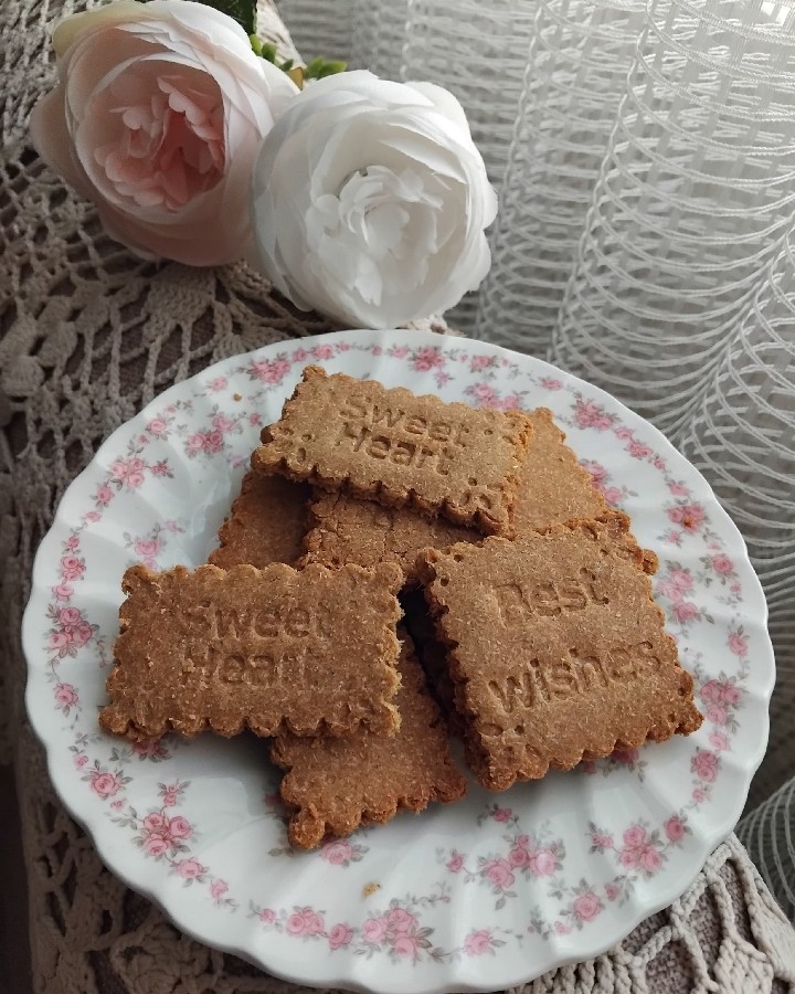 عکس بیسکوئیت جو رژیمی