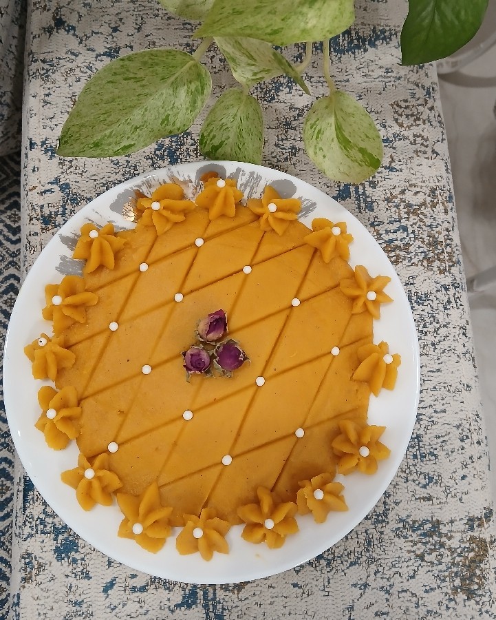 عکس تر حلوای نخودچی