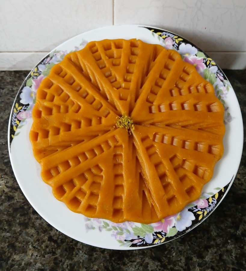 عکس حلوا سوهان 