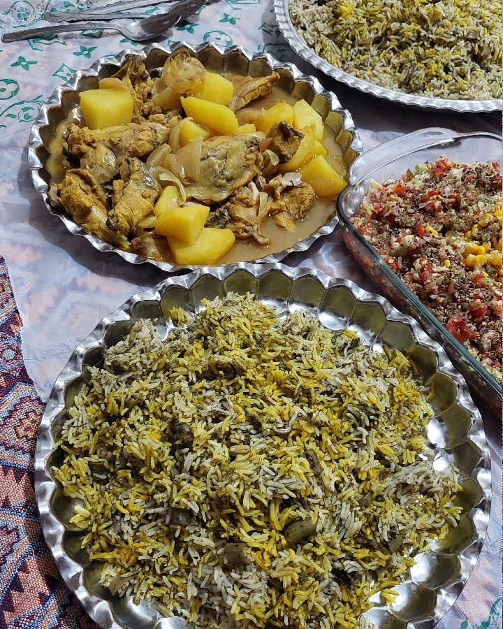 عکس شویدپلو زعفرونی وآبگوشت مرغی