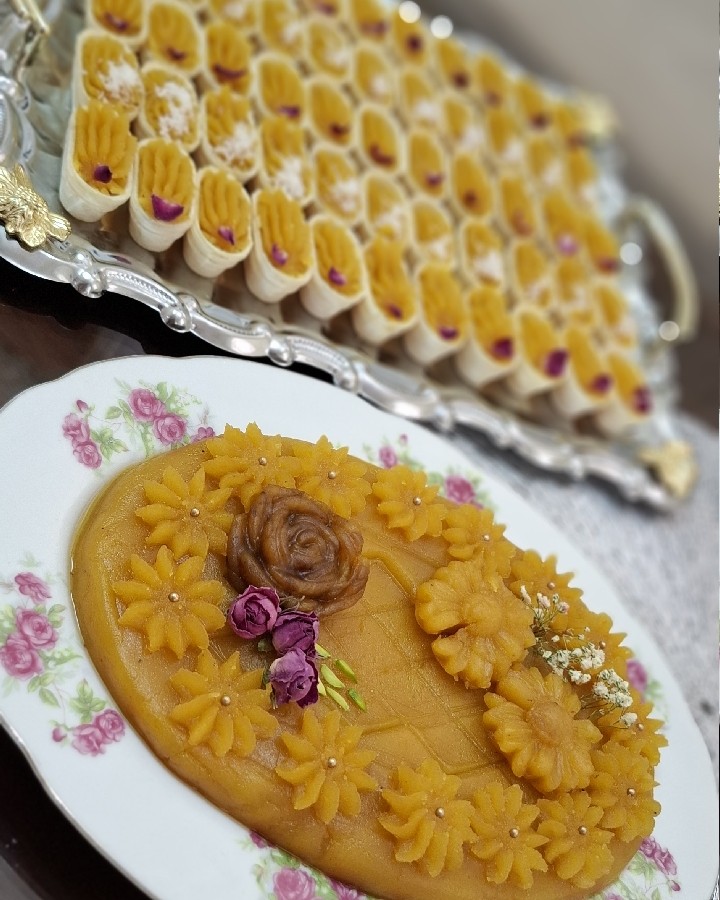 عکس حلوازعفرانی