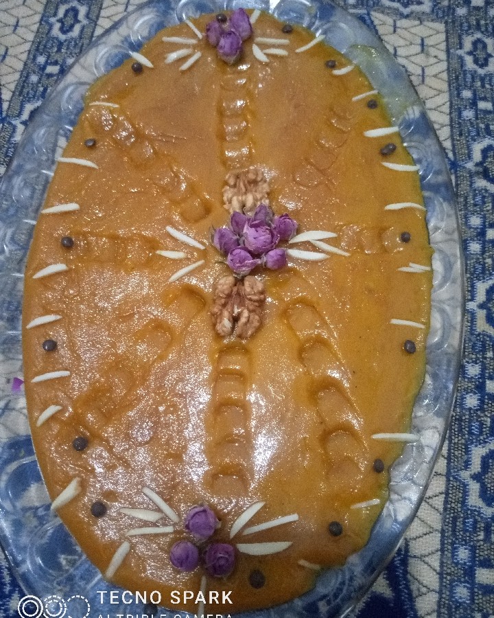 عکس حلوا سوهان نذری تاسوعای حسینی انشا الله همه عزیزان حاجت روا بشین 