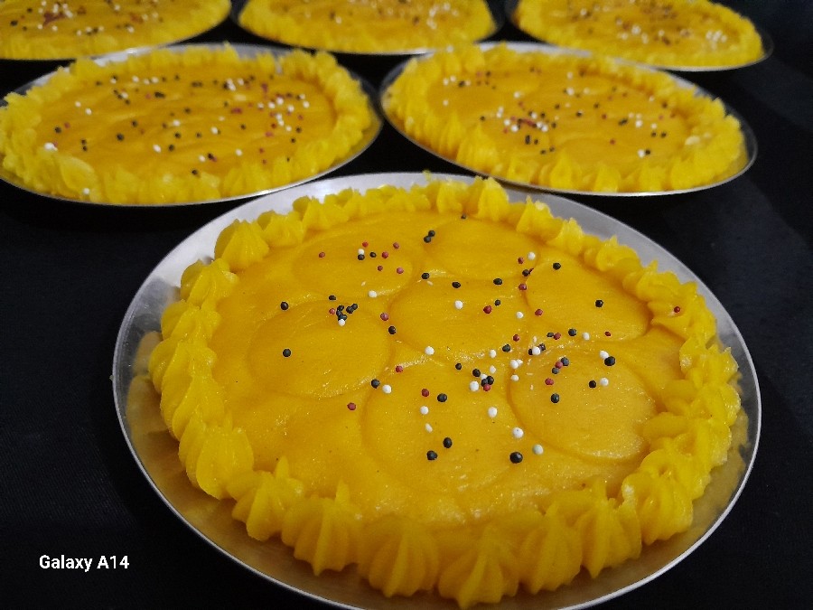 عکس حلوا زغفرانی