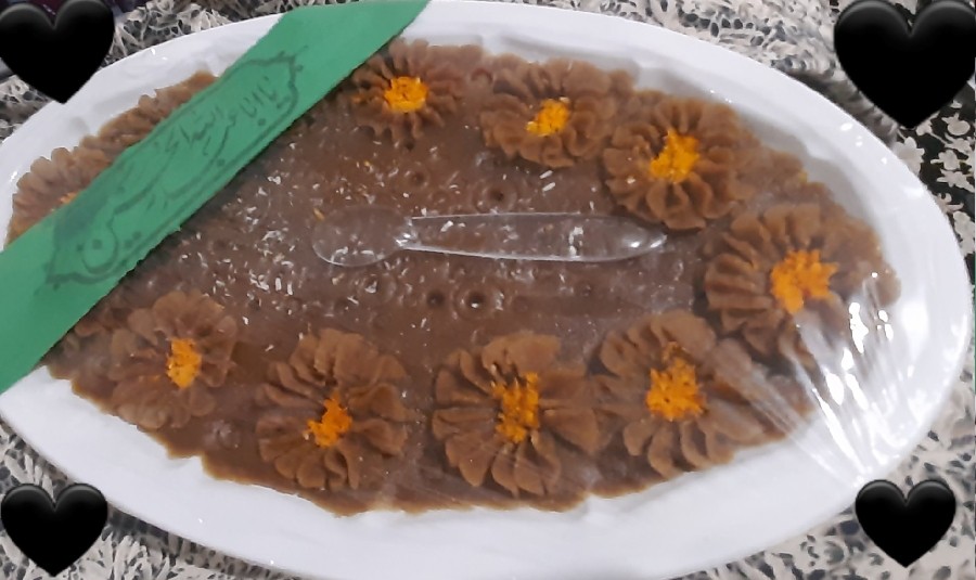 عکس حلوای مجلسی آردسفید و آرد نخودچی
 شام غریبان اباعبدالله الحسین(ع)???