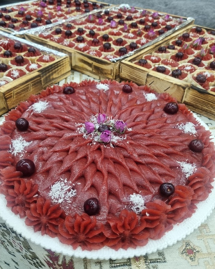 عکس حلوا ی آلبالو 