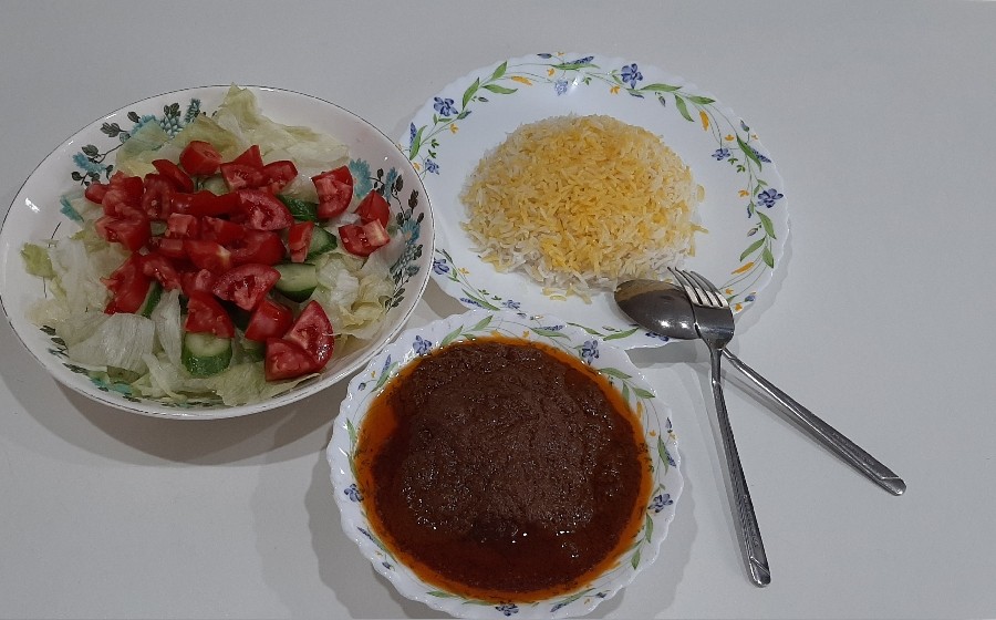 عکس من فسنجون و با گوشت دوست دارم شما چطور ؟؟؟